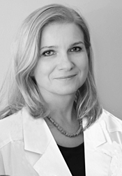 Dermatolog dr n. med. Elżbieta Szymańska